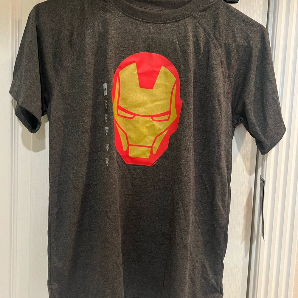 NWT Under Armour Boys Ironman Tshirt Size Large